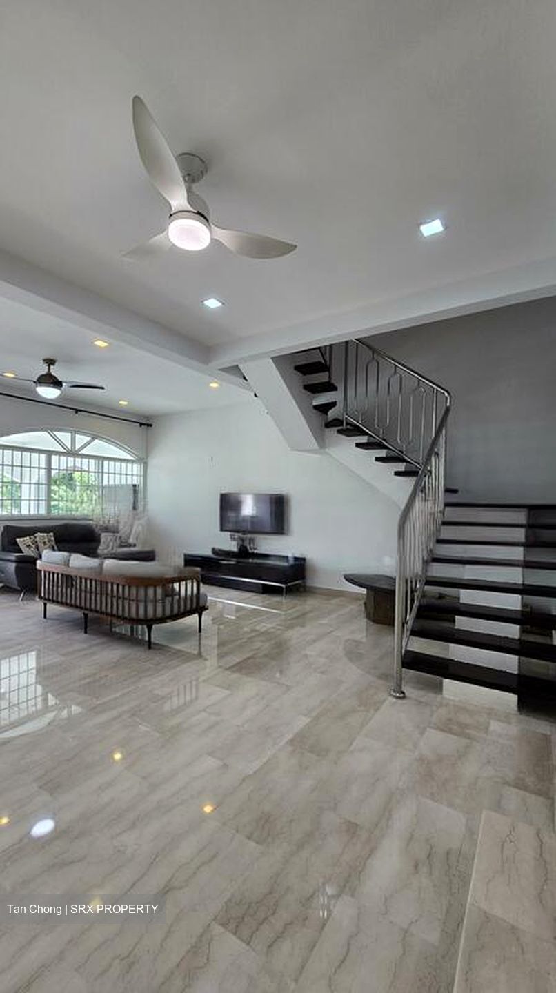 Saint Xavier's Lane (D19), Terrace #633755111